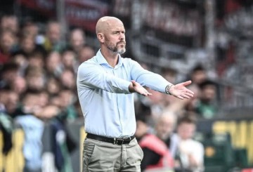 德甲积分榜上，拜仁领跑，药厂垫底，莱比锡2-0