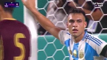 意甲最贵球员劳塔罗 全场9射5正0进球 注定踢不了阿根廷主力位置