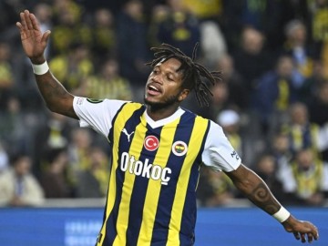 多赢一轮进欧冠！曼联弃将双双进球，穆里尼奥澄清欧冠的理念