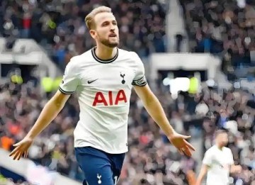 97场86球！凯恩首冠后点名亚马尔，欧冠死敌我来了