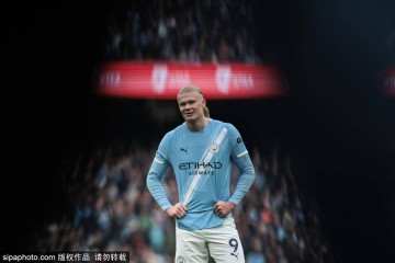 我我我！哈兰德三霸英超恐怖纪录 2个月23球仅1场挂零