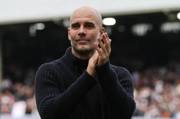 曼城宣布签下26岁门将多纳鲁马，瓜帅人格魅力助阵