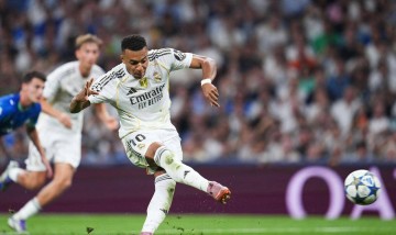 欧冠狂热夜！姆巴佩5战狂轰6球领跑射手榜！皇马2-1击败法甲劲旅马赛