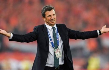 伟大的重逢！西甲联盟召集失业教练培训：2名国安名帅同出席！