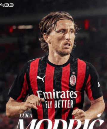 签约金球巨星＋意甲金靴！米兰夏窗神了！红鸟醒悟，意甲争冠变天