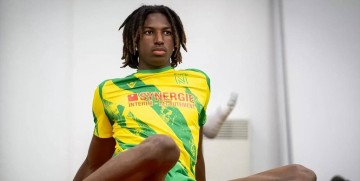 17岁法甲天才中卫成热门抢夺对象，巴萨竞逐6强豪门