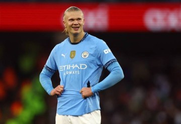 哈兰德7场9球扛起曼城重任，连续9场取得进球，对飙凯恩姆巴佩