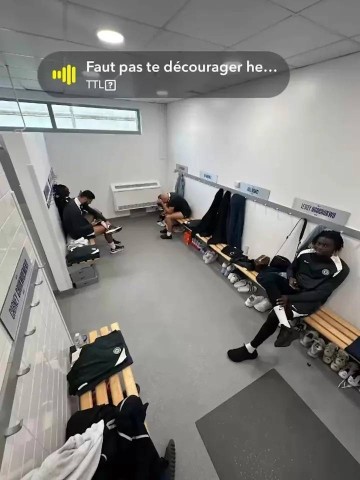 太阳报：切尔西让炸弹小队用单独厕所&更衣室，和一线队分开吃饭