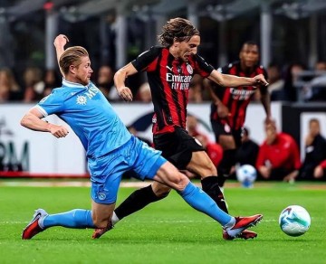 魔笛PK丁丁依旧吸睛！意甲靠“夕阳红”模式创收，双赢效果很不错